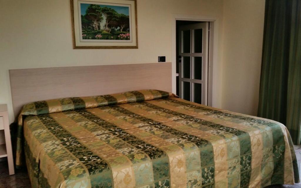 Hotel Borgo Verde คาตาเนีย ภายนอก รูปภาพ